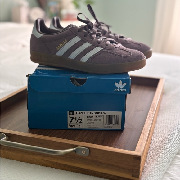 Adidas Womens Gazelle Indoor Shadow Fig Sneakers - Picture 5 of 5